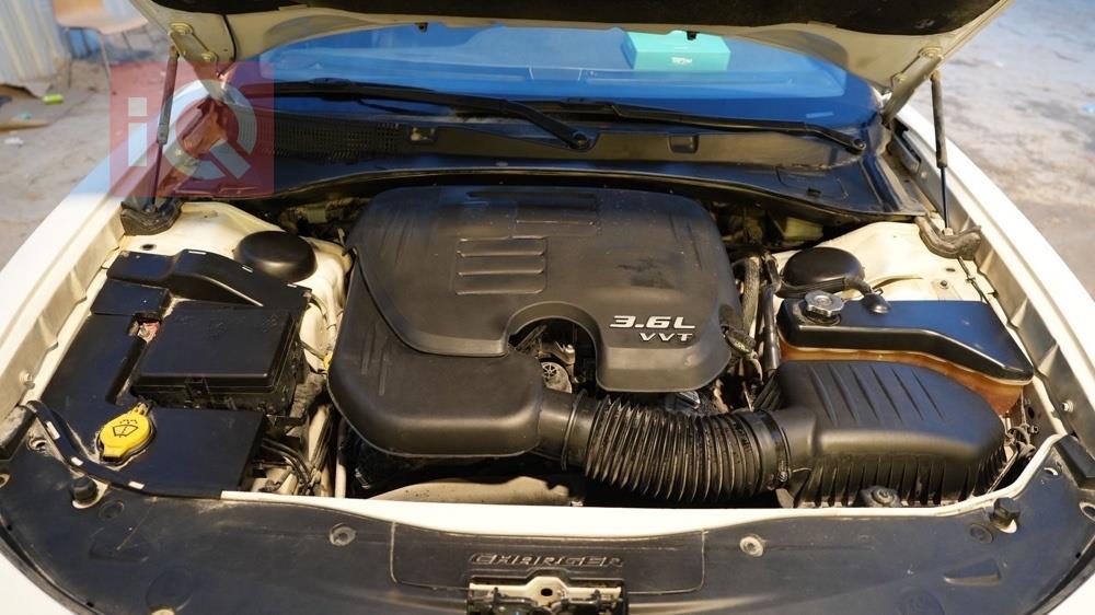 دودج تشارجر